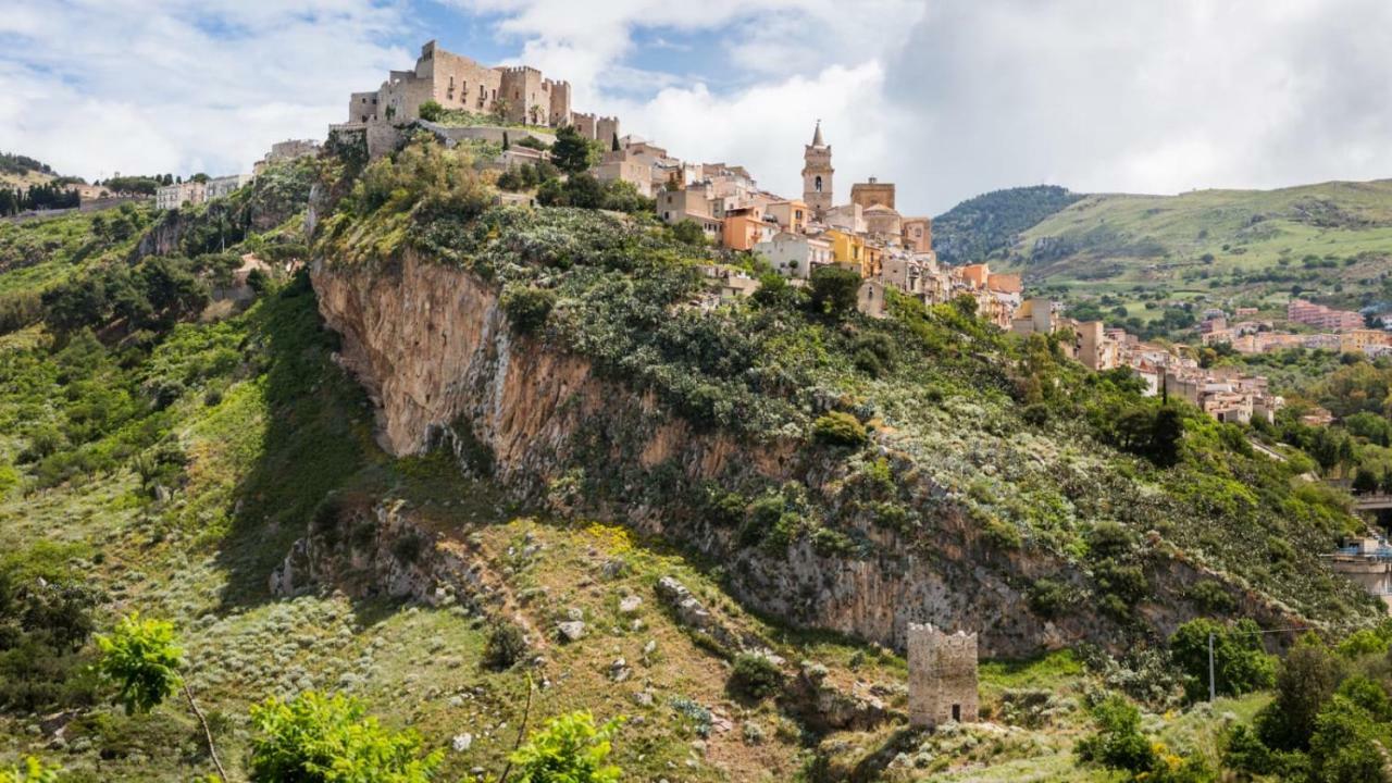 Chiaramonte 20 Caccamo Exterior photo